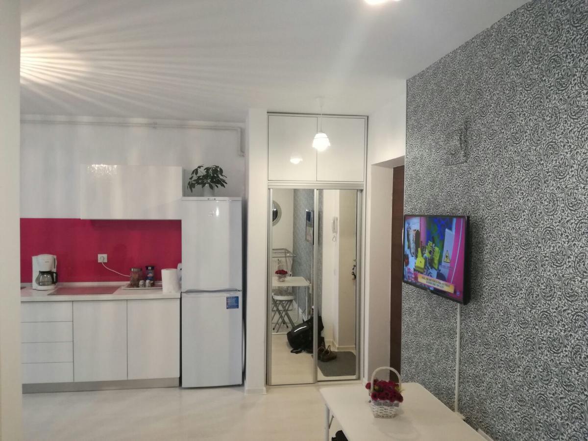 White Luxury Apartment Hermannstadt Exterior foto